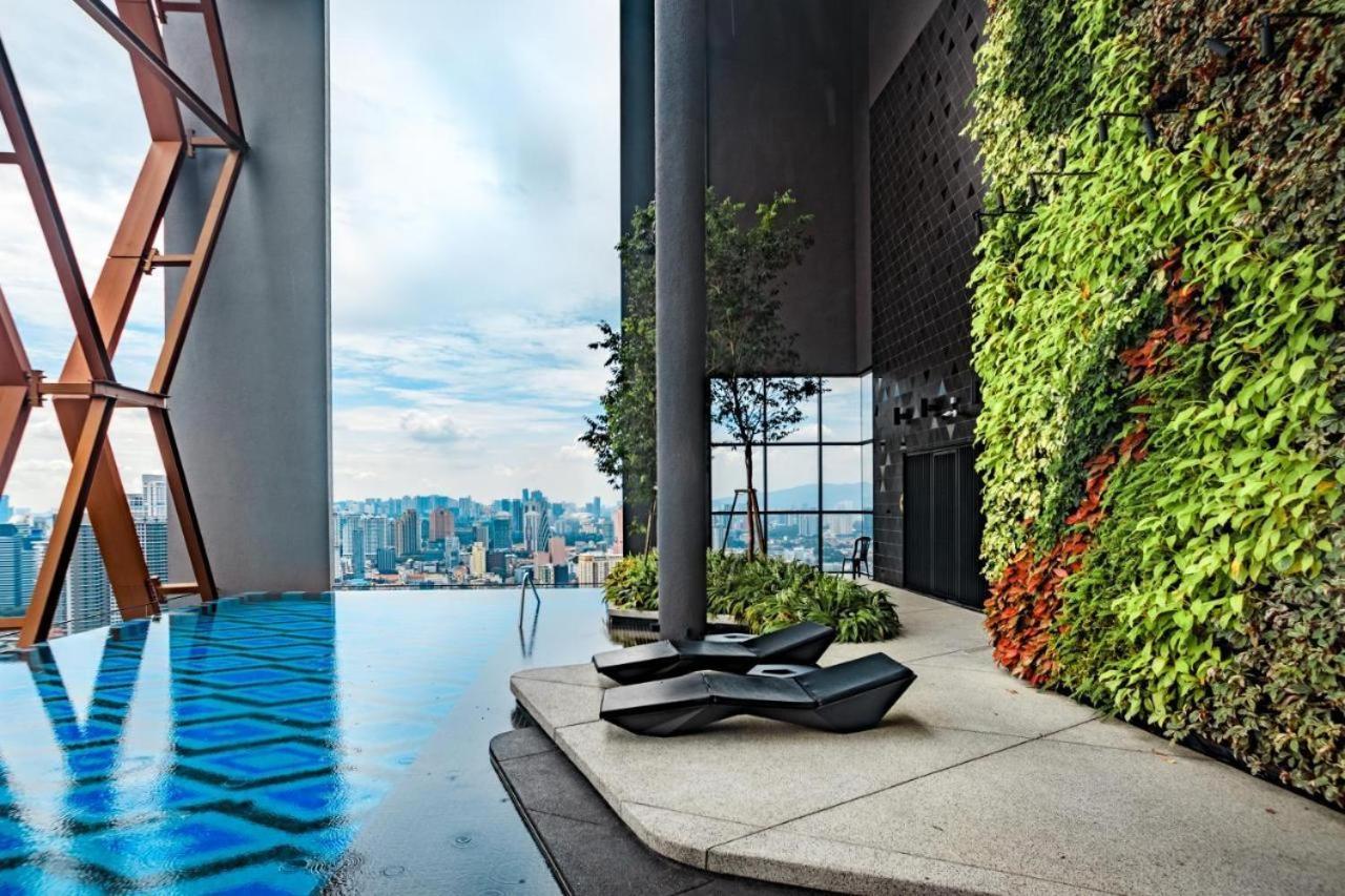 Scarletz Suites Klcc By Luxe Suites Kuala Lumpur Exterior foto
