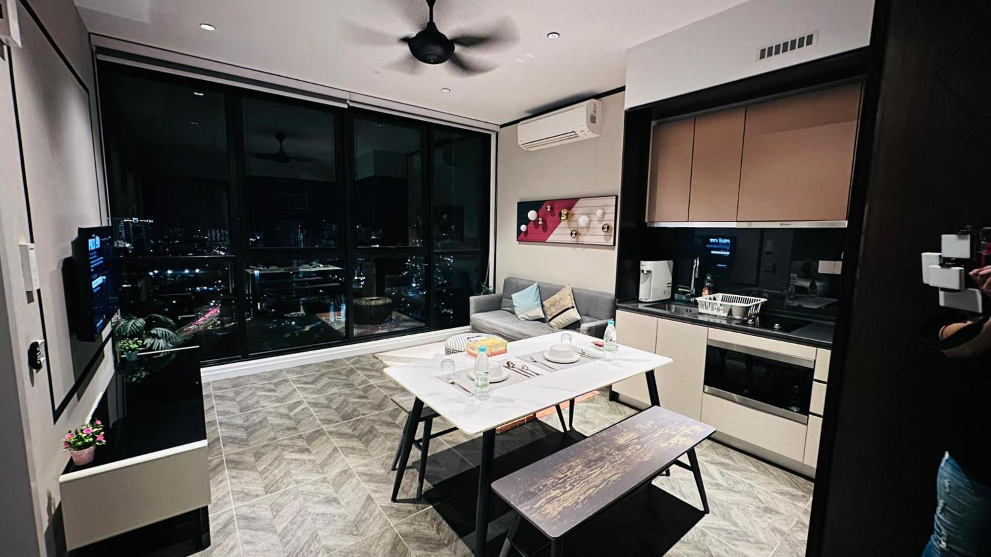 Scarletz Suites Klcc By Luxe Suites Kuala Lumpur Quarto foto